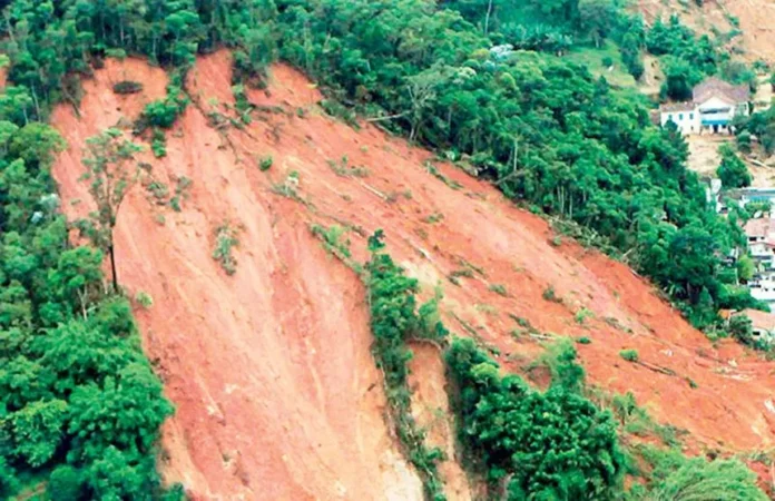 Landslide-26-860x556.jpg